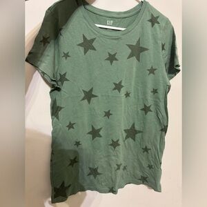 Green T-shirt with star print